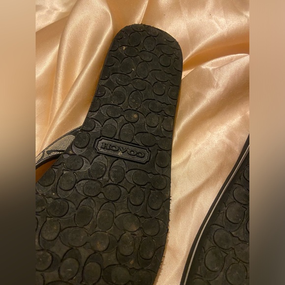 Coach Flower Sandals Size 9B - Picture 8 of 11